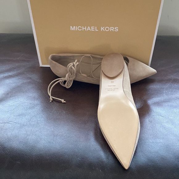 “KORS COLLECTION” Kallie Suede Lace Up Runway Flats - Picture 7 of 7